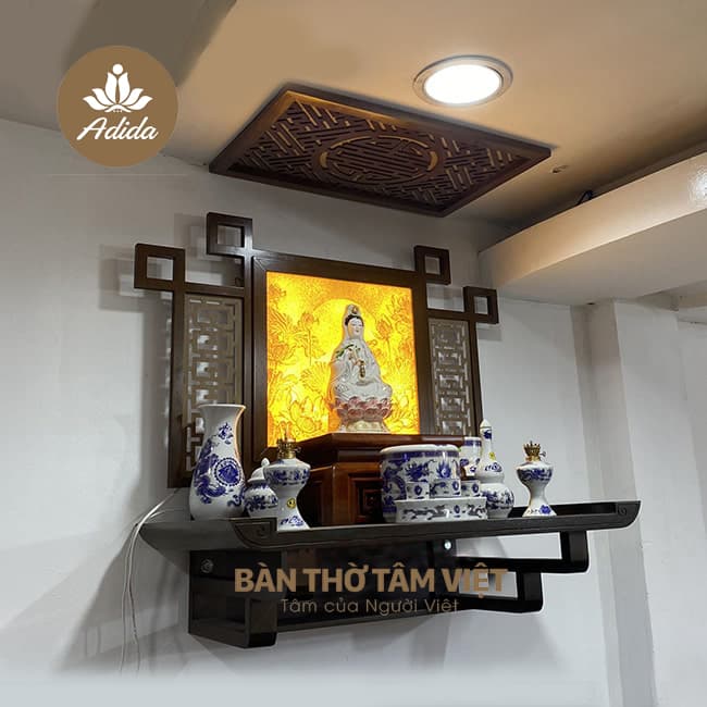 Bàn Thờ Tâm Việt