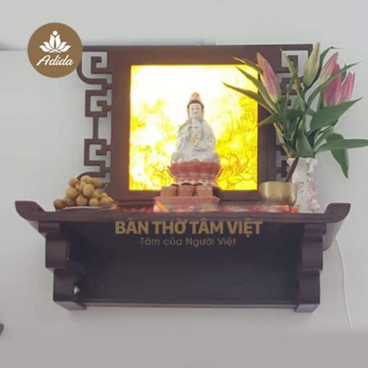 Bàn Thờ Tâm Việt