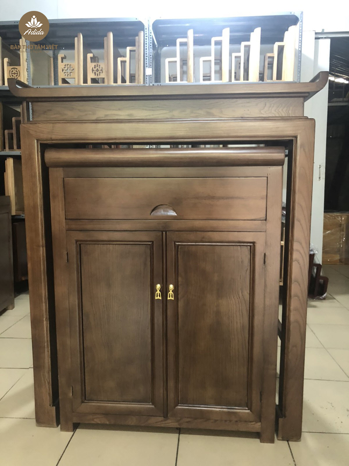 Bàn Thờ Tâm Việt
