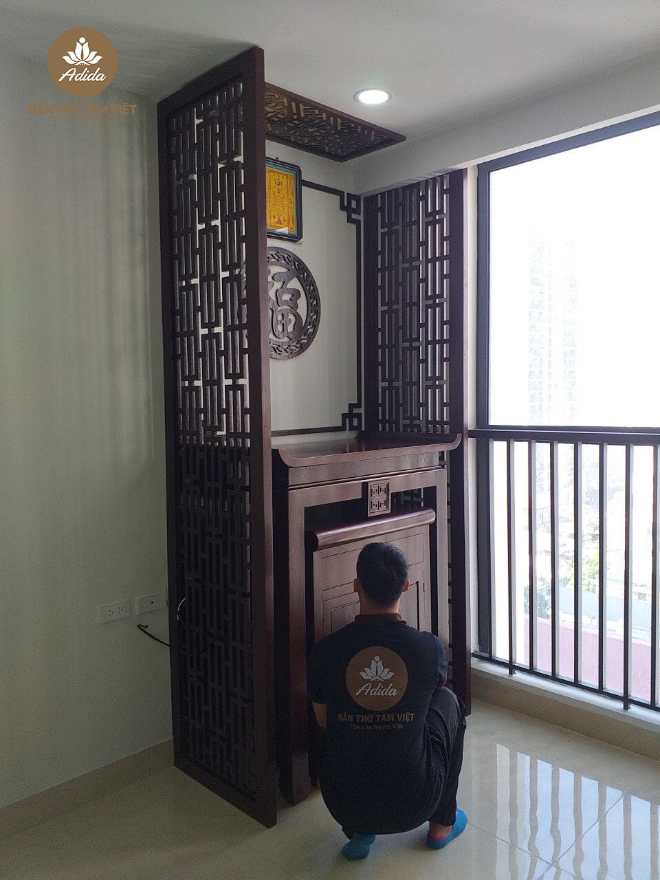 Bàn Thờ Tâm Việt
