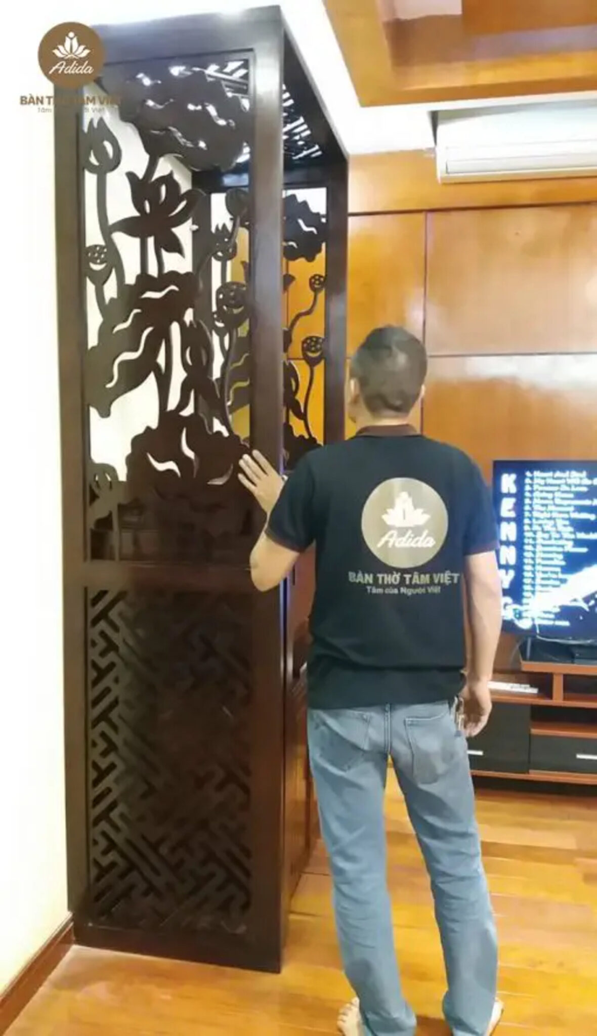 Bàn Thờ Tâm Việt