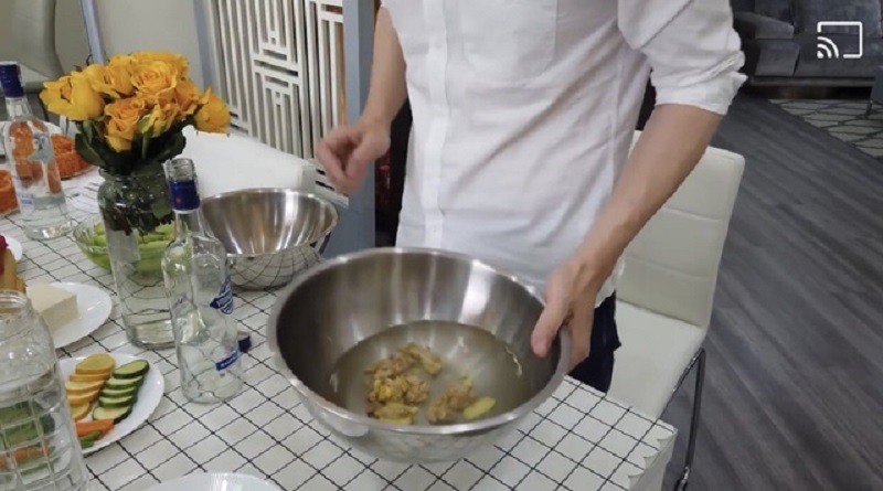 Bàn Thờ Tâm Việt