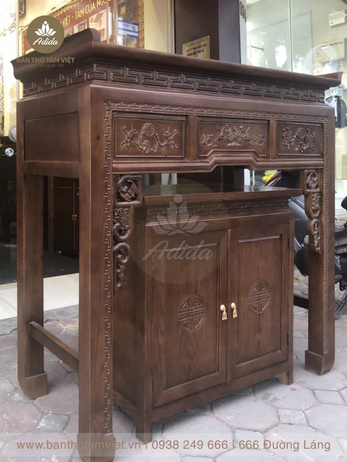 Bàn Thờ Tâm Việt