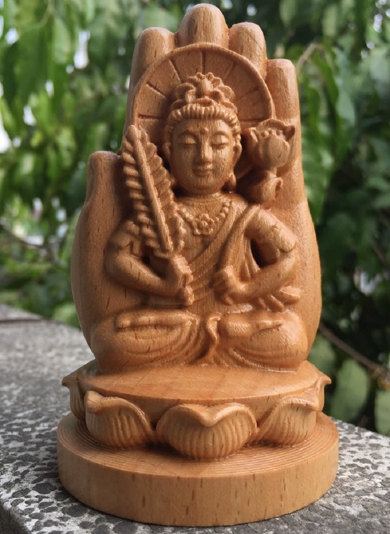 Bàn Thờ Tâm Việt