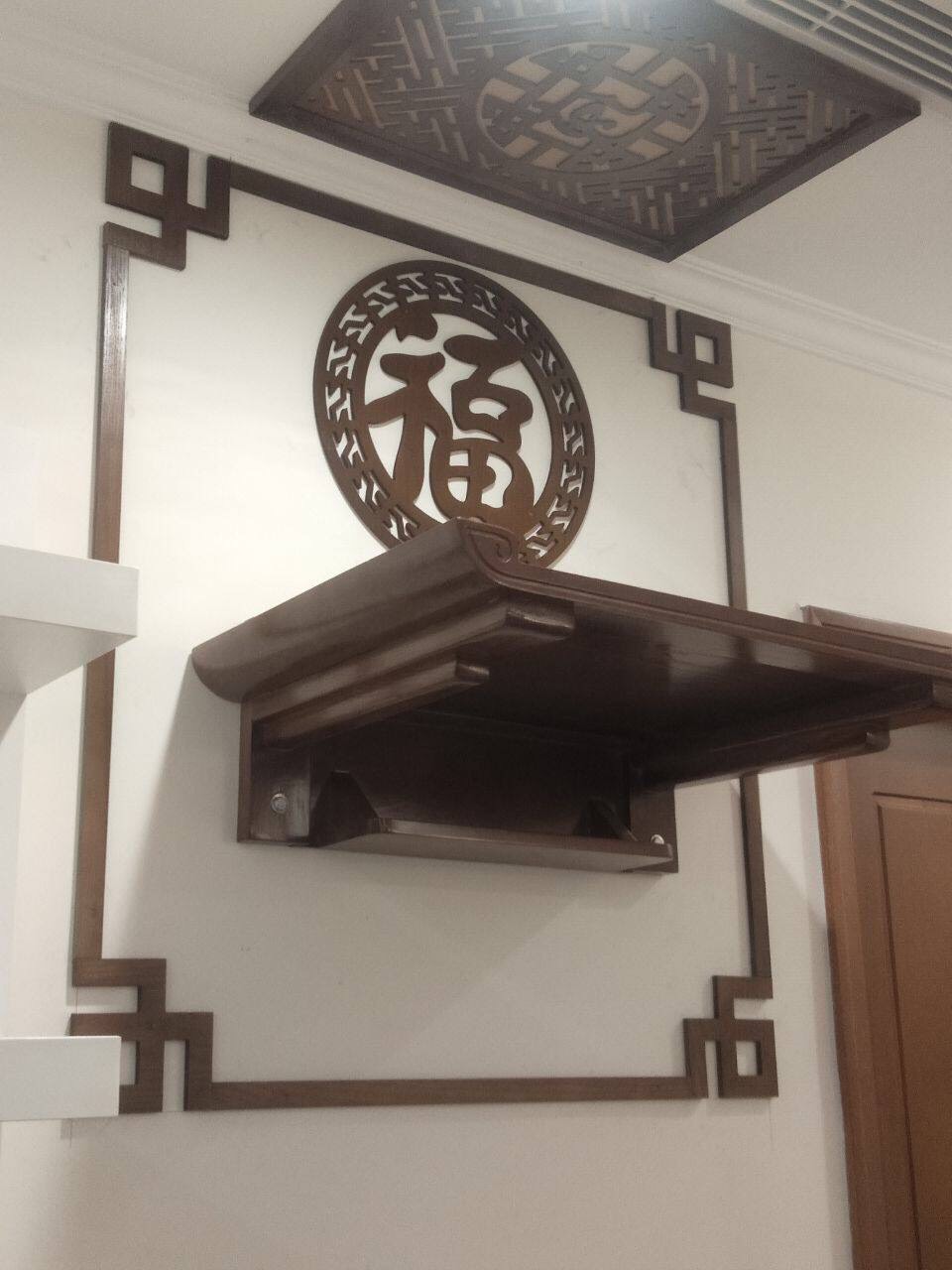 Bàn Thờ Tâm Việt