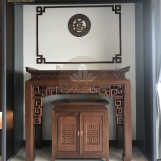 Bàn Thờ Tâm Việt