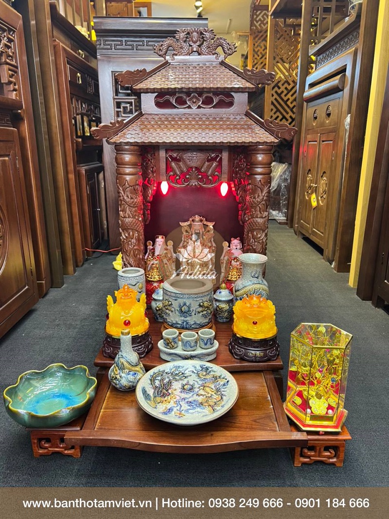 Bàn Thờ Tâm Việt