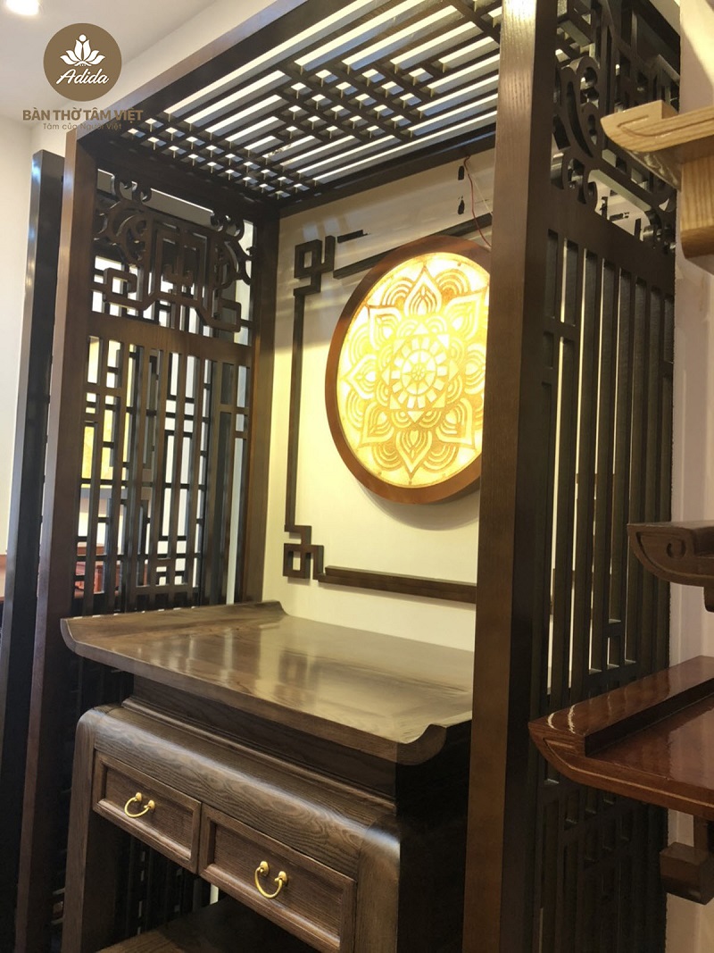 Bàn Thờ Tâm Việt