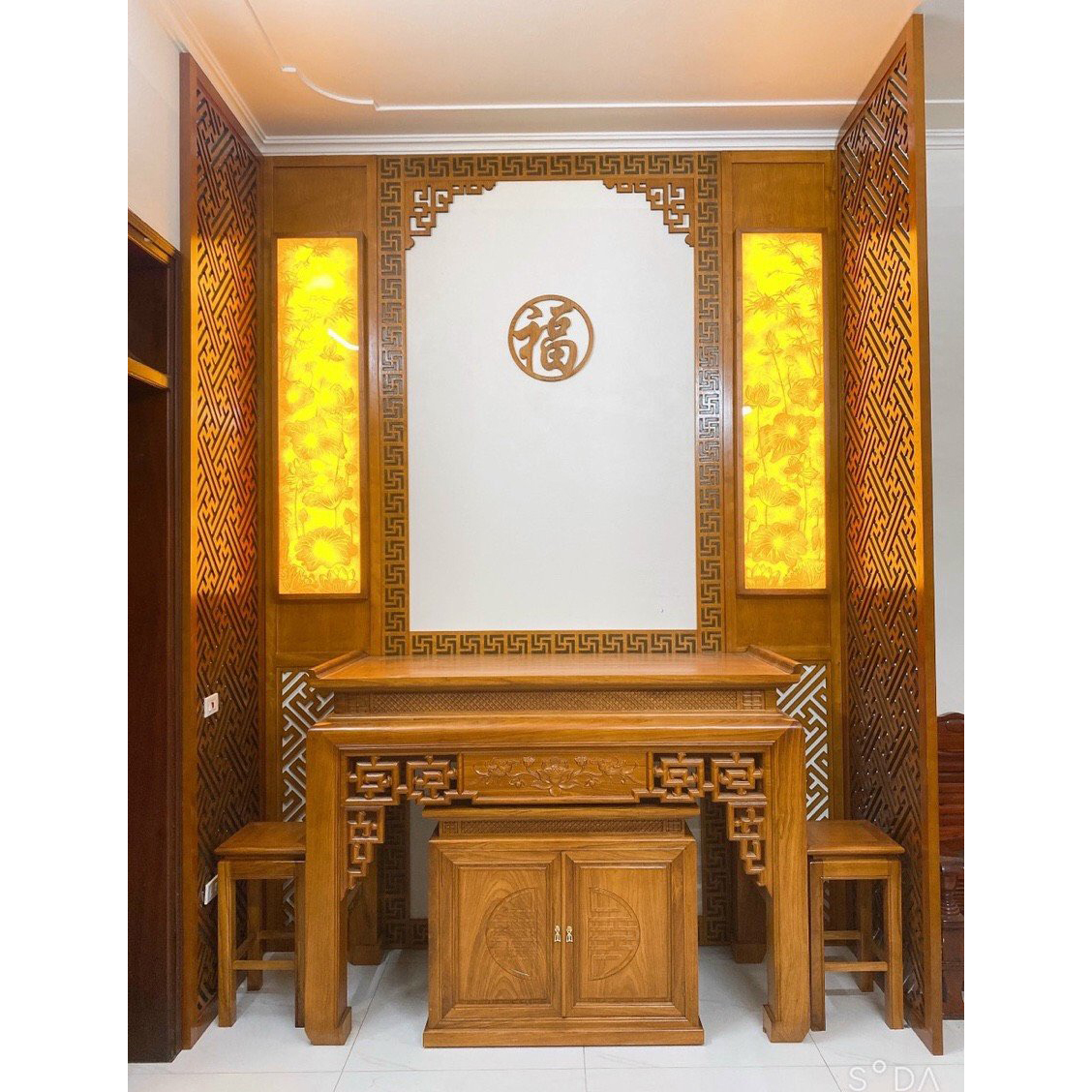 Bàn Thờ Tâm Việt