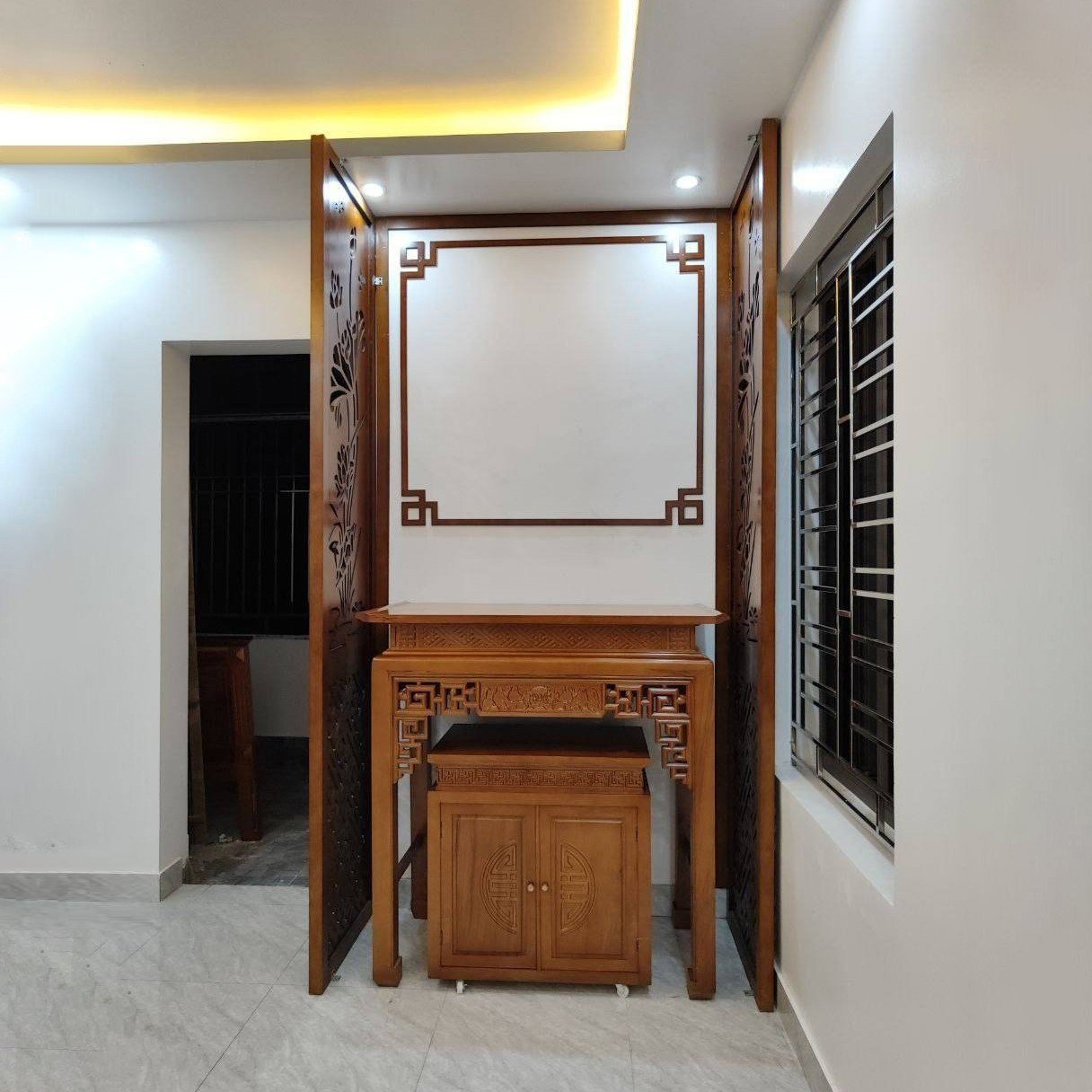 Bàn Thờ Tâm Việt