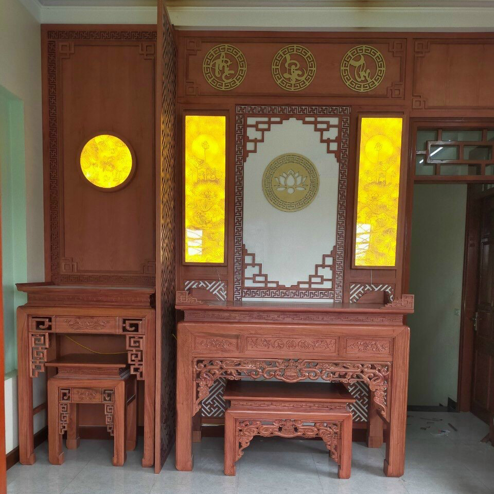 Bàn Thờ Tâm Việt